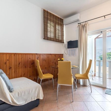 Apartments Darija Пучища Екстер'єр фото